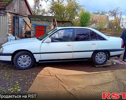 Опель Омега 1992 в Очакове на Automoto.ua Белый Опель Омега, объемом двигателя 2 л и пробегом 350 тыс. км за 1600 $, фото 1 на Automoto.ua