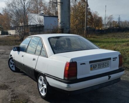 Опель Омега 1992 в Харькове на Automoto.ua Белый Опель Омега, объемом двигателя 2 л и пробегом 222 тыс. км за 950 $, фото 3 на Automoto.ua