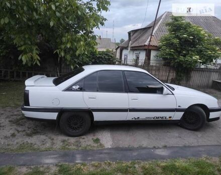 Білий Опель Омега, об'ємом двигуна 2 л та пробігом 325 тис. км за 2000 $, фото 9 на Automoto.ua