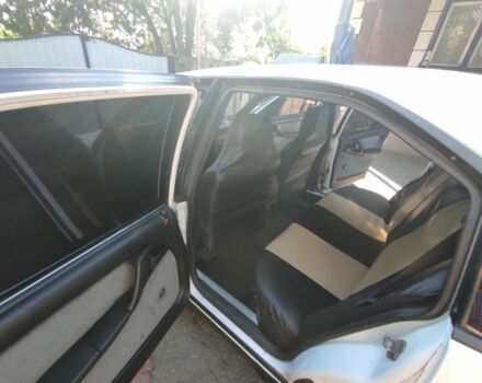 Белый Опель Омега, объемом двигателя 2 л и пробегом 333 тыс. км за 2019 $, фото 5 на Automoto.ua