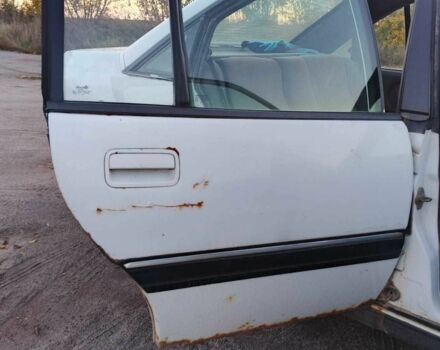 Белый Опель Омега, объемом двигателя 2 л и пробегом 390 тыс. км за 1321 $, фото 3 на Automoto.ua