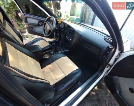 Білий Опель Омега, об'ємом двигуна 2 л та пробігом 325 тис. км за 2000 $, фото 8 на Automoto.ua