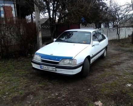 Білий Опель Омега, об'ємом двигуна 2 л та пробігом 325 тис. км за 2000 $, фото 11 на Automoto.ua