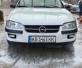 Белый Опель Омега, объемом двигателя 2 л и пробегом 308 тыс. км за 2200 $, фото 23 на Automoto.ua