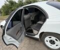 Белый Опель Омега, объемом двигателя 2 л и пробегом 350 тыс. км за 2159 $, фото 10 на Automoto.ua