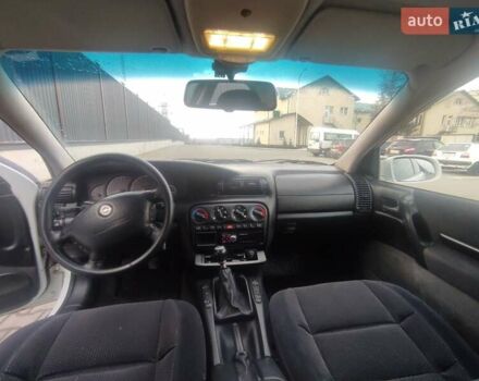 Белый Опель Омега, объемом двигателя 2 л и пробегом 309 тыс. км за 1700 $, фото 5 на Automoto.ua