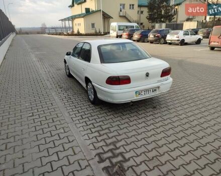 Белый Опель Омега, объемом двигателя 2 л и пробегом 309 тыс. км за 1700 $, фото 1 на Automoto.ua