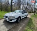 Белый Опель Омега, объемом двигателя 2 л и пробегом 297 тыс. км за 2700 $, фото 3 на Automoto.ua