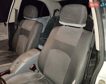 Белый Опель Омега, объемом двигателя 2 л и пробегом 209 тыс. км за 2500 $, фото 8 на Automoto.ua