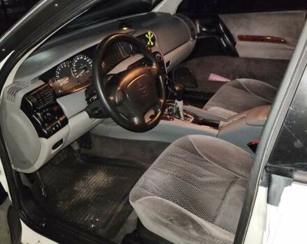 Белый Опель Омега, объемом двигателя 2 л и пробегом 209 тыс. км за 2500 $, фото 3 на Automoto.ua