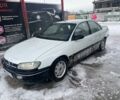 Білий Опель Омега, об'ємом двигуна 2 л та пробігом 300 тис. км за 1092 $, фото 2 на Automoto.ua