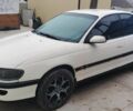 Белый Опель Омега, объемом двигателя 2 л и пробегом 260 тыс. км за 2800 $, фото 1 на Automoto.ua
