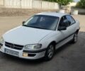 Белый Опель Омега, объемом двигателя 2 л и пробегом 250 тыс. км за 1799 $, фото 1 на Automoto.ua