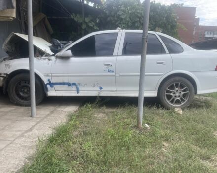 Білий Опель Омега, об'ємом двигуна 1.6 л та пробігом 288 тис. км за 716 $, фото 4 на Automoto.ua