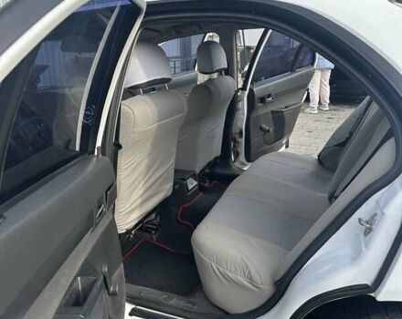 Опель Омега 2001 у Миколаєві на Automoto.ua Білий Опель Омега, об'ємом двигуна 2.5 л та пробігом 285 тис. км за 2700 $, фото 6 на Automoto.ua