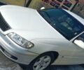 Белый Опель Омега, объемом двигателя 2.2 л и пробегом 280 тыс. км за 3200 $, фото 1 на Automoto.ua