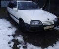 Белый Опель Омега, объемом двигателя 1.8 л и пробегом 100 тыс. км за 1200 $, фото 1 на Automoto.ua