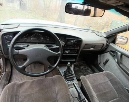 Білий Опель Омега, об'ємом двигуна 2.3 л та пробігом 350 тис. км за 1200 $, фото 6 на Automoto.ua