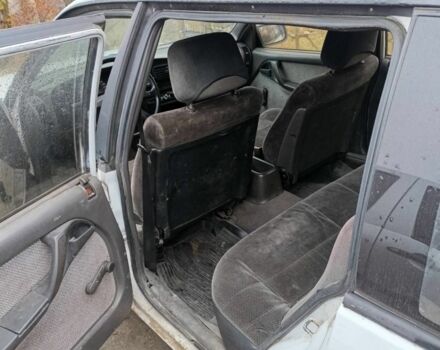 Білий Опель Омега, об'ємом двигуна 2.3 л та пробігом 350 тис. км за 1200 $, фото 3 на Automoto.ua