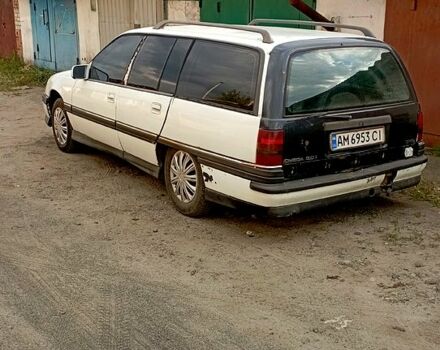 Білий Опель Омега, об'ємом двигуна 2 л та пробігом 400 тис. км за 565 $, фото 2 на Automoto.ua