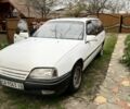 Белый Опель Омега, объемом двигателя 2 л и пробегом 347 тыс. км за 1287 $, фото 1 на Automoto.ua