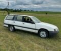 Білий Опель Омега, об'ємом двигуна 2.3 л та пробігом 272 тис. км за 800 $, фото 1 на Automoto.ua