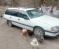 Білий Опель Омега, об'ємом двигуна 2 л та пробігом 262 тис. км за 1129 $, фото 1 на Automoto.ua