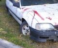 Белый Опель Омега, объемом двигателя 2 л и пробегом 250 тыс. км за 350 $, фото 1 на Automoto.ua