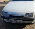 Білий Опель Омега, об'ємом двигуна 2.4 л та пробігом 287 тис. км за 800 $, фото 1 на Automoto.ua