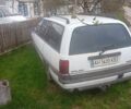 Белый Опель Омега, объемом двигателя 2 л и пробегом 200 тыс. км за 686 $, фото 1 на Automoto.ua