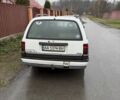 Белый Опель Омега, объемом двигателя 3 л и пробегом 334 тыс. км за 899 $, фото 3 на Automoto.ua