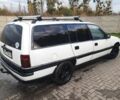 Білий Опель Омега, об'ємом двигуна 2 л та пробігом 245 тис. км за 800 $, фото 1 на Automoto.ua