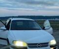 Белый Опель Омега, объемом двигателя 2 л и пробегом 300 тыс. км за 1300 $, фото 4 на Automoto.ua