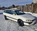 Белый Опель Омега, объемом двигателя 2 л и пробегом 437 тыс. км за 1250 $, фото 1 на Automoto.ua