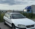 Белый Опель Омега, объемом двигателя 2 л и пробегом 400 тыс. км за 1500 $, фото 13 на Automoto.ua