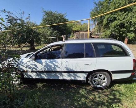 Опель Омега 1994 в Кропивницком (Кировограде) на Automoto.ua Белый Опель Омега, объемом двигателя 2 л и пробегом 200 тыс. км за 2000 $, фото 1 на Automoto.ua