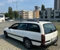 Білий Опель Омега, об'ємом двигуна 2 л та пробігом 250 тис. км за 950 $, фото 3 на Automoto.ua