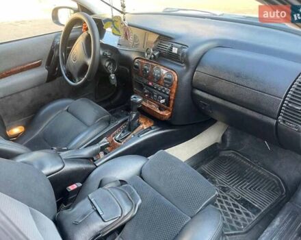 Белый Опель Омега, объемом двигателя 2 л и пробегом 300 тыс. км за 2900 $, фото 5 на Automoto.ua