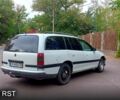 Белый Опель Омега, объемом двигателя 2 л и пробегом 250 тыс. км за 2600 $, фото 1 на Automoto.ua