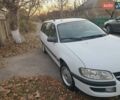 Белый Опель Омега, объемом двигателя 2 л и пробегом 335 тыс. км за 2700 $, фото 8 на Automoto.ua