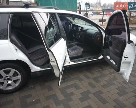 Белый Опель Омега, объемом двигателя 2 л и пробегом 630 тыс. км за 4200 $, фото 12 на Automoto.ua