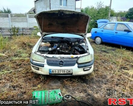 Білий Опель Омега, об'ємом двигуна 2 л та пробігом 0 тис. км за 500 $, фото 5 на Automoto.ua