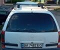 Білий Опель Омега, об'ємом двигуна 2 л та пробігом 200 тис. км за 1300 $, фото 1 на Automoto.ua