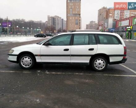 Білий Опель Омега, об'ємом двигуна 2 л та пробігом 387 тис. км за 2500 $, фото 5 на Automoto.ua