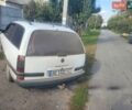 Белый Опель Омега, объемом двигателя 2.5 л и пробегом 460 тыс. км за 1000 $, фото 1 на Automoto.ua