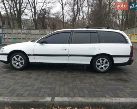 Белый Опель Омега, объемом двигателя 2 л и пробегом 630 тыс. км за 4200 $, фото 6 на Automoto.ua