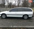 Белый Опель Омега, объемом двигателя 2 л и пробегом 630 тыс. км за 4200 $, фото 6 на Automoto.ua