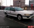 Белый Опель Омега, объемом двигателя 2 л и пробегом 387 тыс. км за 2500 $, фото 1 на Automoto.ua
