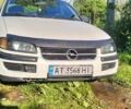 Белый Опель Омега, объемом двигателя 2.5 л и пробегом 393 тыс. км за 1350 $, фото 4 на Automoto.ua