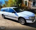 Белый Опель Омега, объемом двигателя 2 л и пробегом 200 тыс. км за 1400 $, фото 2 на Automoto.ua